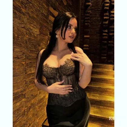 Насладись моим пошлым сладким телом